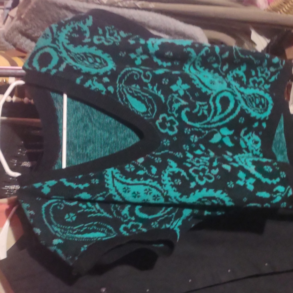 Black and Teal Paisley Knit Top